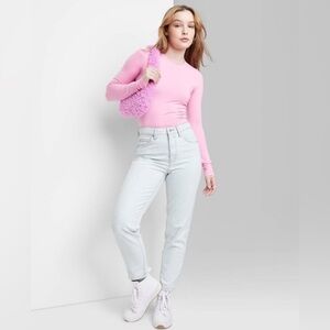 NWT Super High Rise Tapered Jeans